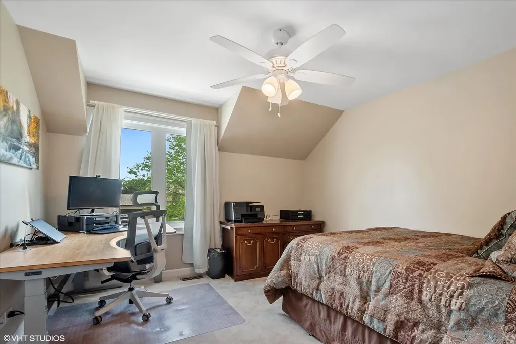 2 North Richmond Court Lake Zurich IL 60047