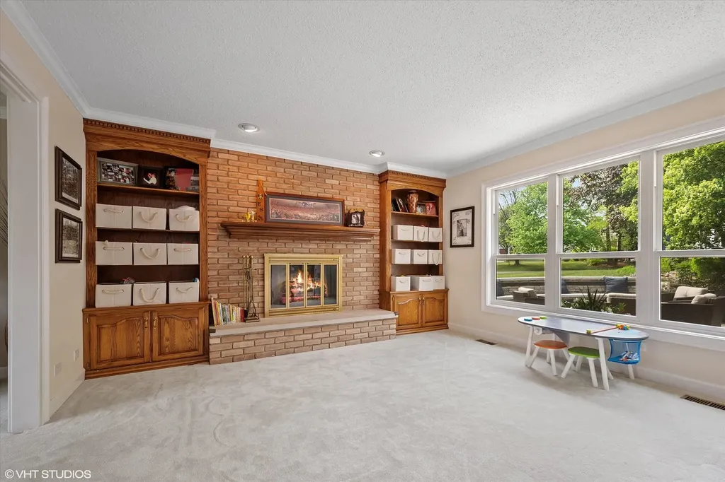 2 North Richmond Court Lake Zurich IL 60047
