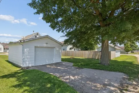 714 19TH Avenue Fulton IL 61252