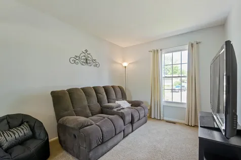 7820 Pebblebrook Circle Hanover Park IL 60133