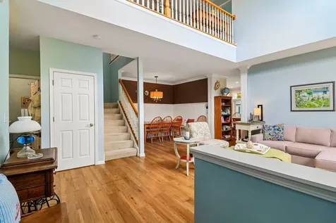 2909 Langston Circle St. Charles IL 60175