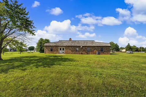 3301 Ireland Grove Road Bloomington IL 61704