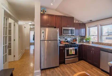 1252 West Elmdale Avenue Chicago IL 60660