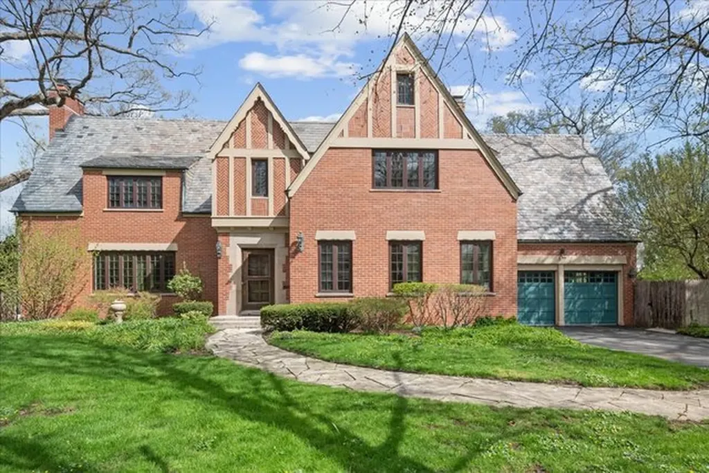 599 Woodlawn Avenue Glencoe IL 60022
