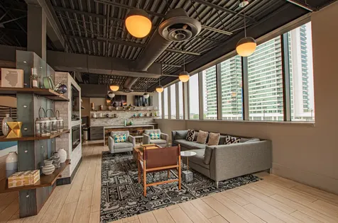 650 West Wayman Street Chicago IL 60661