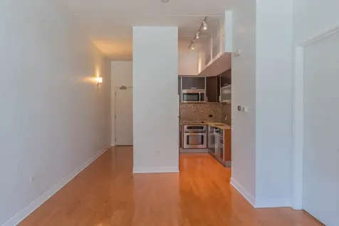 650 West Wayman Street Chicago IL 60661