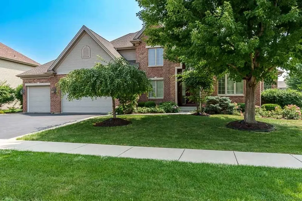 1695 Divine Drive Rockford IL 61107