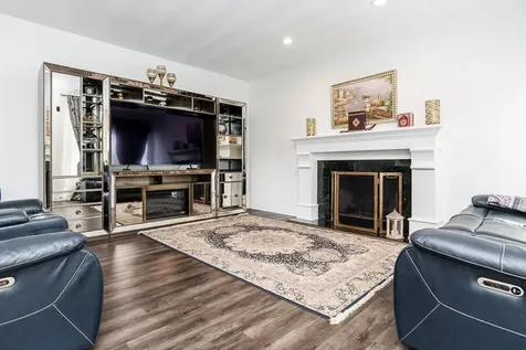 1695 Divine Drive Rockford IL 61107
