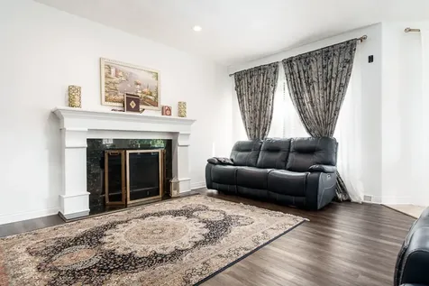 1695 Divine Drive Rockford IL 61107