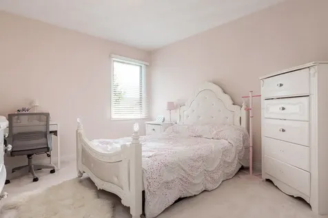 1695 Divine Drive Rockford IL 61107