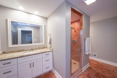 314 East Woodland Road Lake Bluff IL 60044