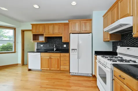 1606 Kensington Avenue Westchester IL 60154