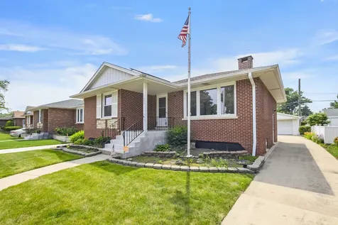 1606 Kensington Avenue Westchester IL 60154