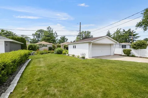 1606 Kensington Avenue Westchester IL 60154