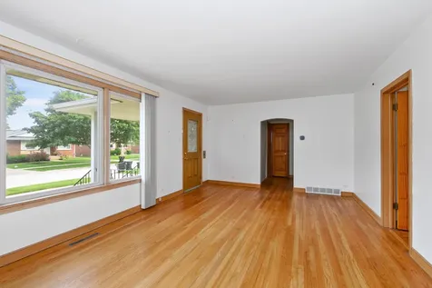 1606 Kensington Avenue Westchester IL 60154
