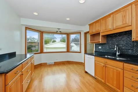 1606 Kensington Avenue Westchester IL 60154