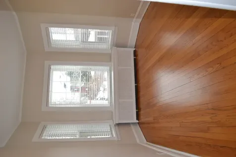 1055 West North Shore Avenue Chicago IL 60626