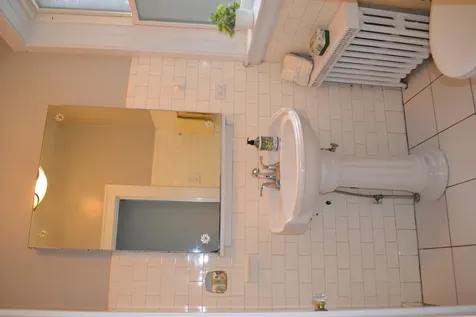 1055 West North Shore Avenue Chicago IL 60626