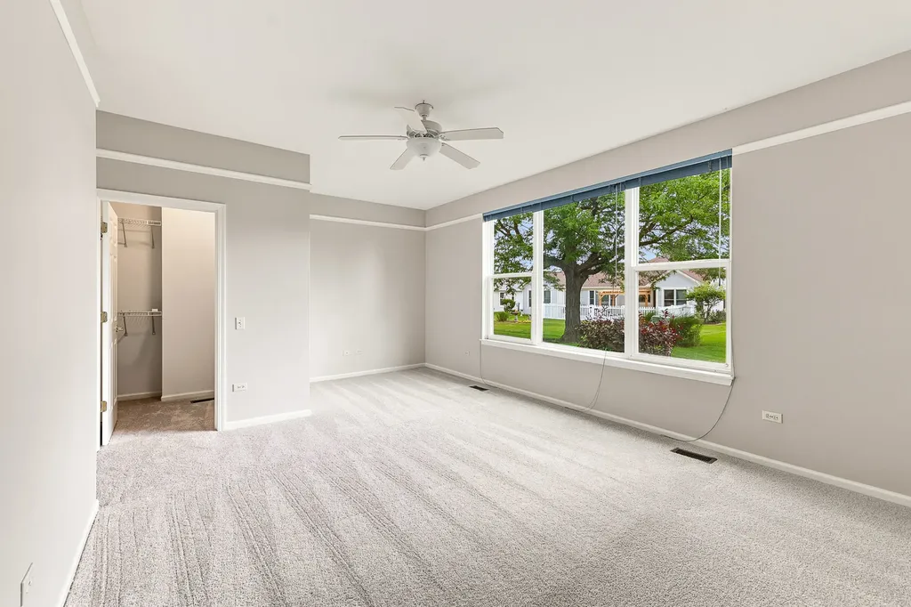 12352 Cold Springs Drive Huntley IL 60142