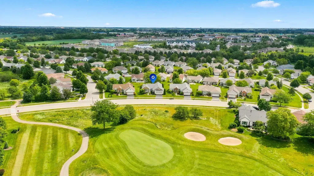 12352 Cold Springs Drive Huntley IL 60142