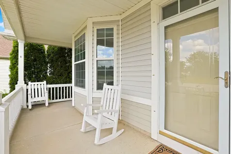 12352 Cold Springs Drive Huntley IL 60142