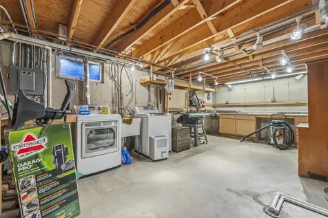 915 Carriage Drive Algonquin IL 60102