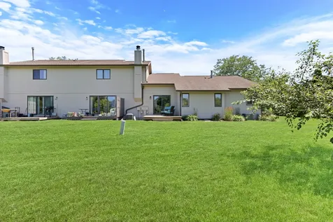 826 Shakespeare Drive Grayslake IL 60030