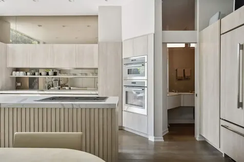 509 West Grant Place Chicago IL 60614