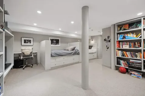 509 West Grant Place Chicago IL 60614