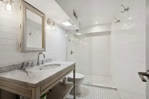 509 West Grant Place Chicago IL 60614