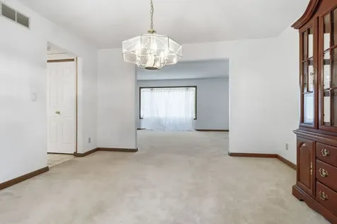6211 N Teal Wood Circle Peoria IL 61615