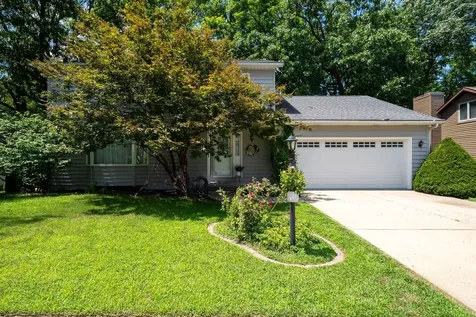 6211 N Teal Wood Circle Peoria IL 61615