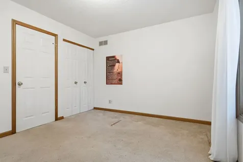 6211 N Teal Wood Circle Peoria IL 61615