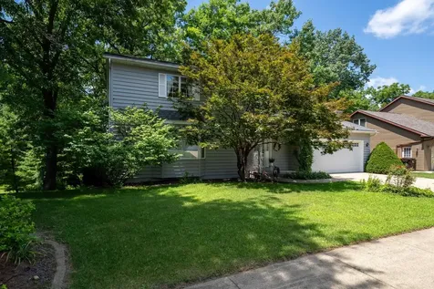 6211 N Teal Wood Circle Peoria IL 61615