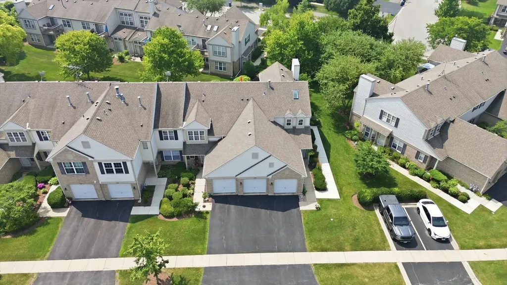 1719 Autumn Avenue Schaumburg IL 60193