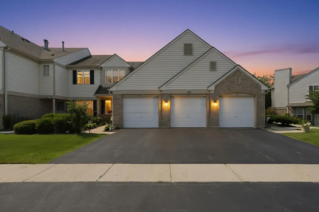 1719 Autumn Avenue Schaumburg IL 60193