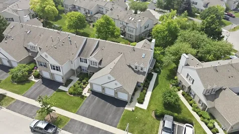 1719 Autumn Avenue Schaumburg IL 60193