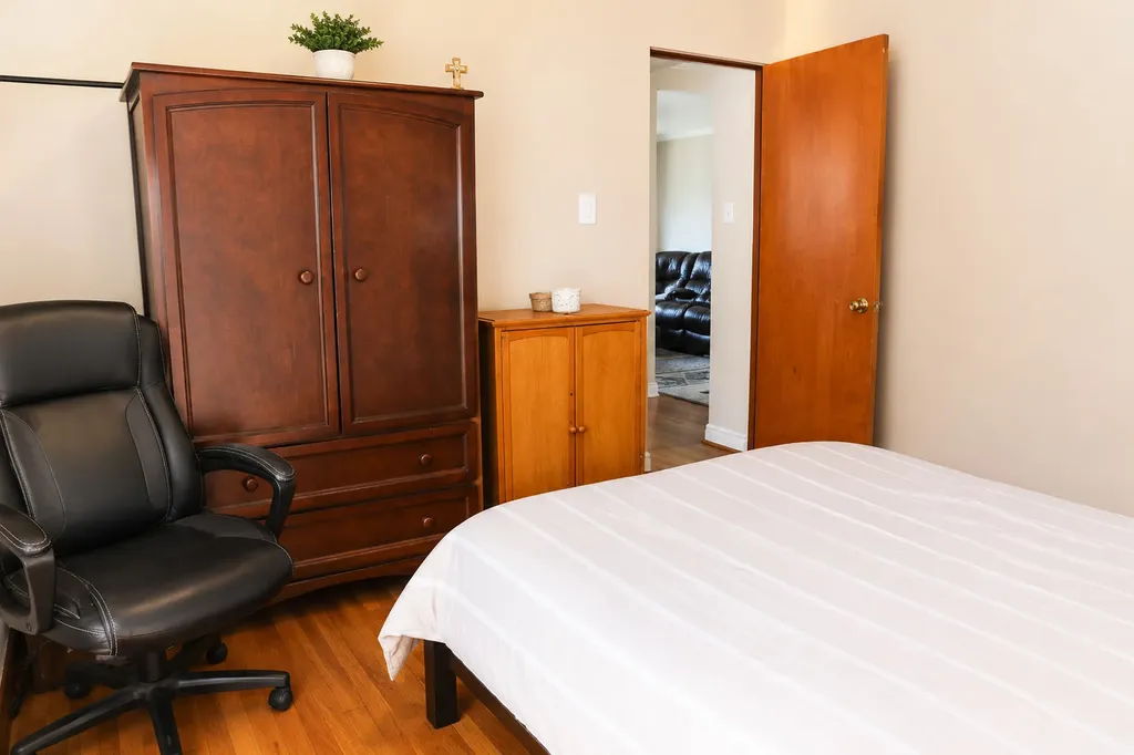 4158 West 59th Street Chicago IL 60629