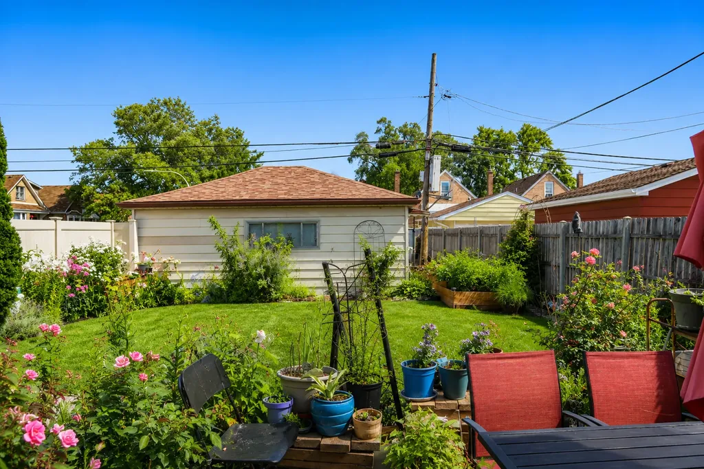 4158 West 59th Street Chicago IL 60629