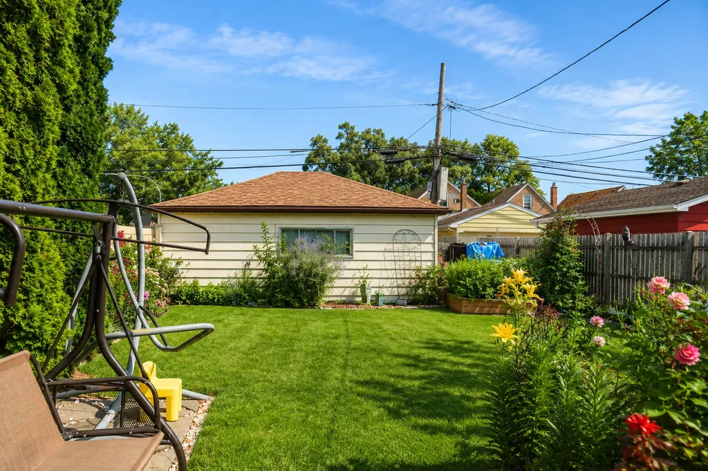 4158 West 59th Street Chicago IL 60629