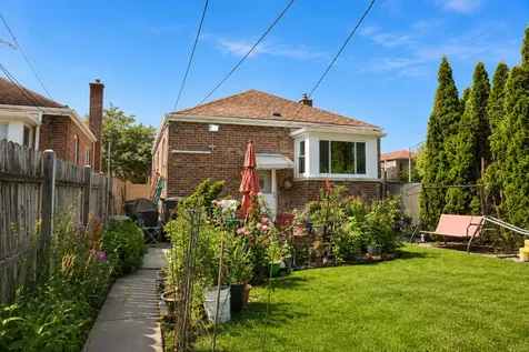 4158 West 59th Street Chicago IL 60629