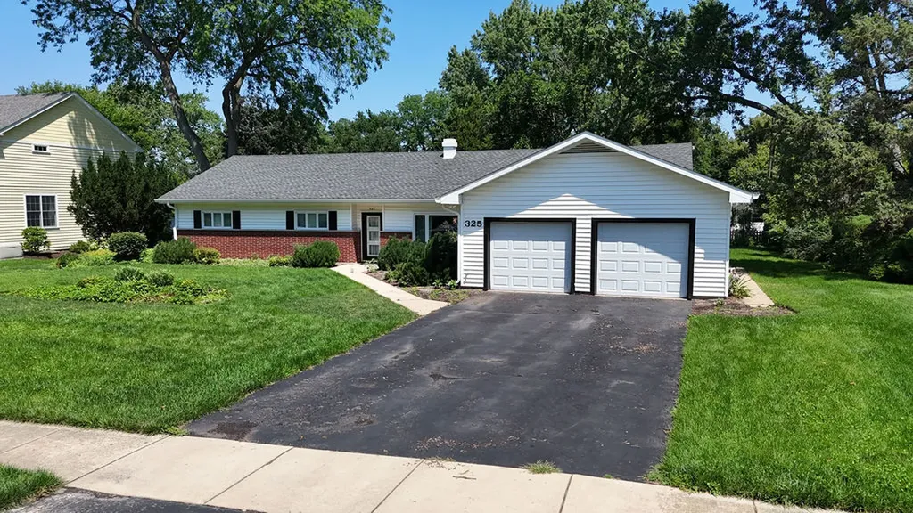 325 East Hawthorne Boulevard Wheaton IL 60187