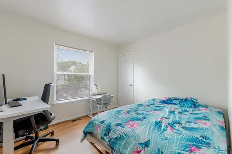 883 Wellington Avenue Elk Grove Village IL 60007