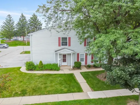 883 Wellington Avenue Elk Grove Village IL 60007