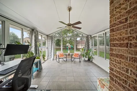 5N506 Santa Fe Trail Bloomingdale IL 60108