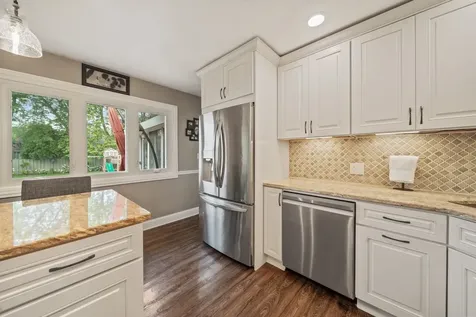 5N506 Santa Fe Trail Bloomingdale IL 60108