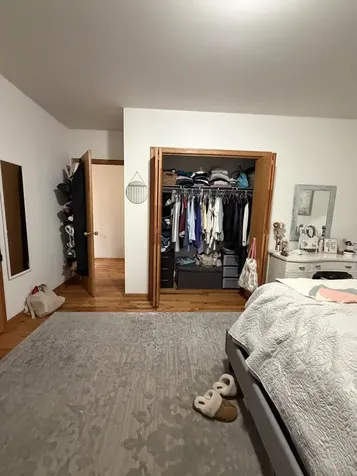 865 West Buckingham Place Chicago IL 60657