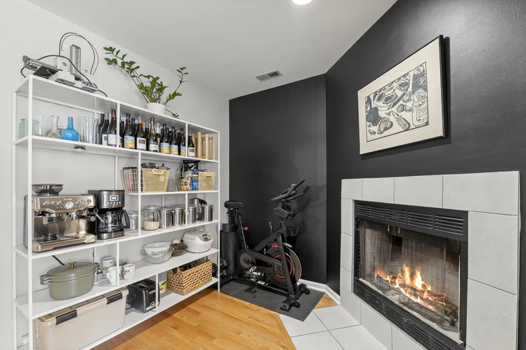 1436 North Bosworth Avenue Chicago IL 60642