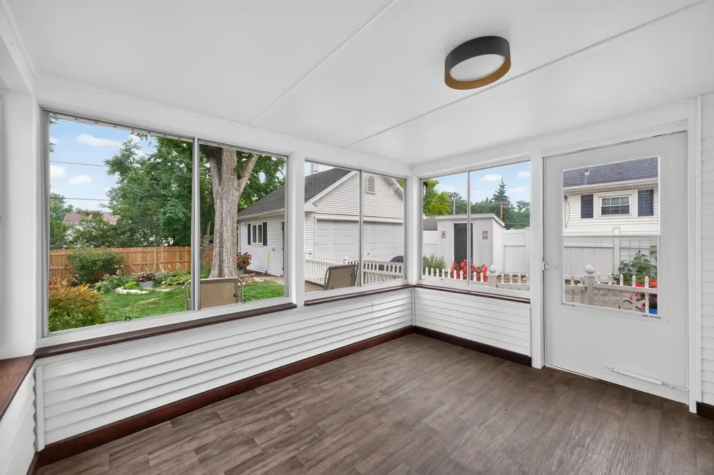 358 North Main Street Lombard IL 60148