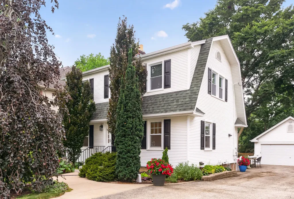 358 North Main Street Lombard IL 60148